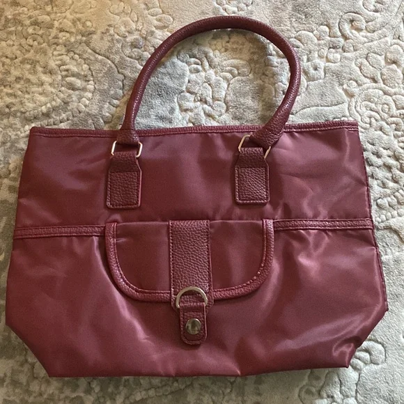 Purses - Picture 4 of 5